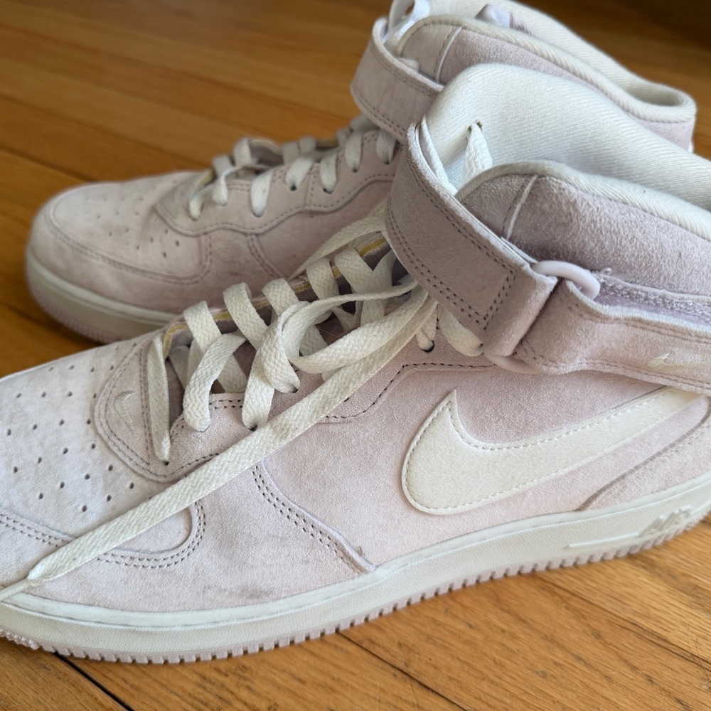 Nike Air Force 1 Mid '07 QS sneaker in the Venice and Summit White Size 11 - Picture 3 of 9